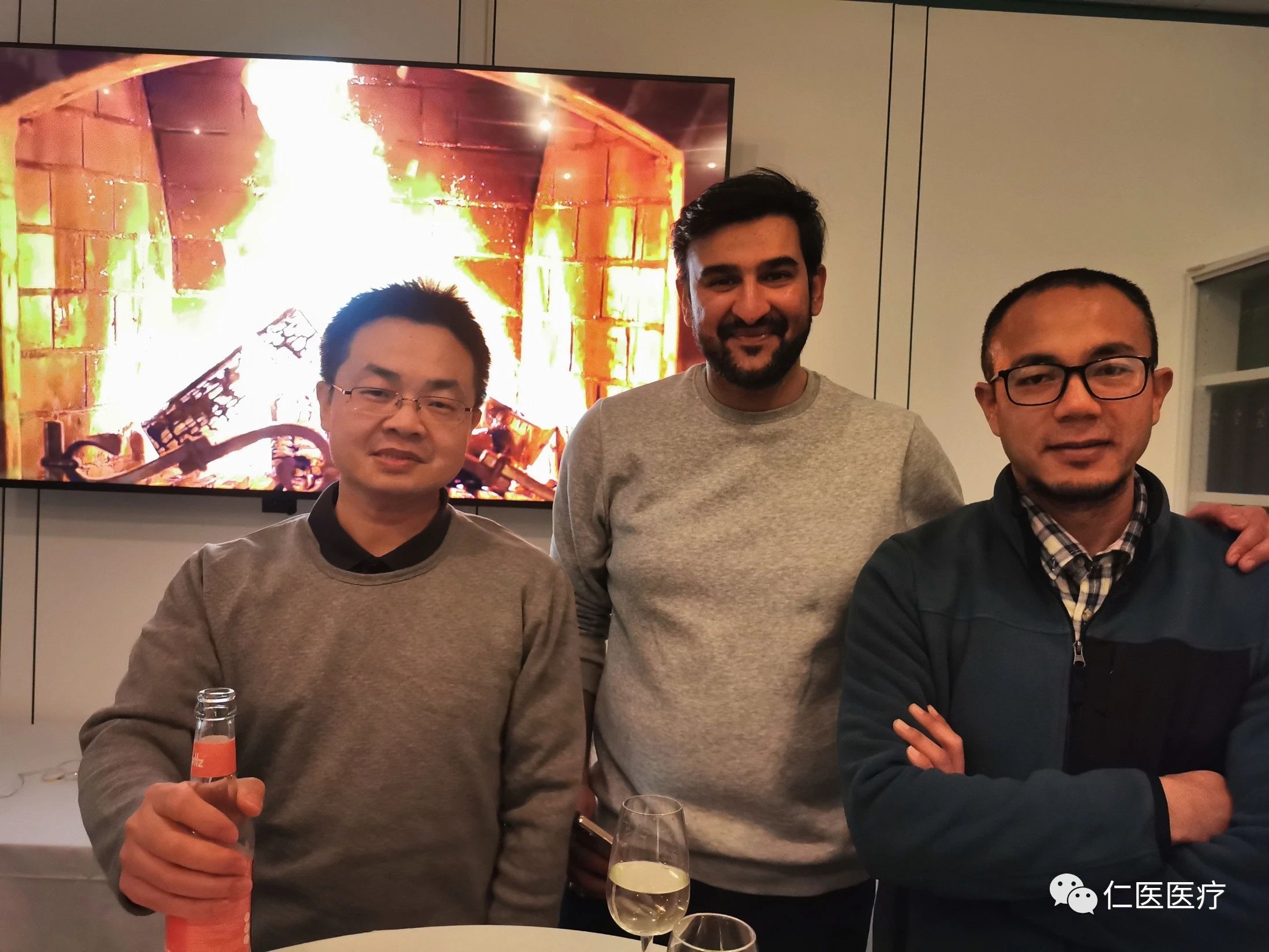 图片关键词