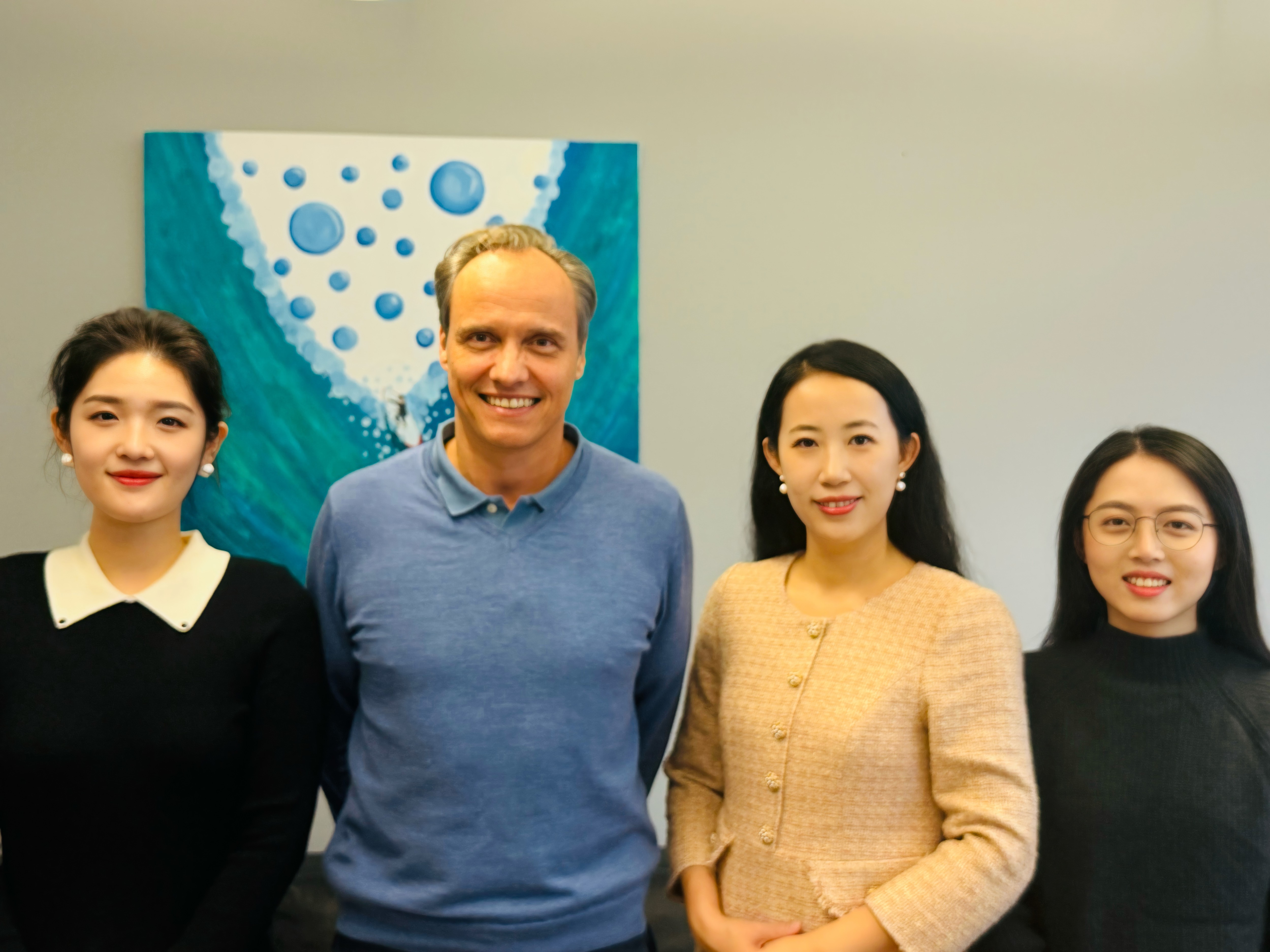 1776415899464192.jpg 医学微生物学、免疫学与卫生学研究所副主任Markus Gerhard-高清修复版.jpg